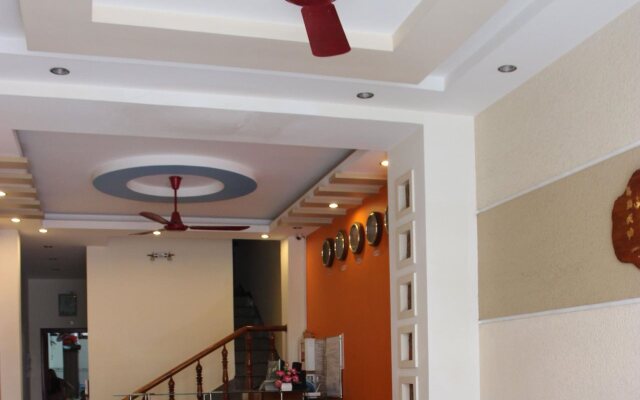 Rosy Hotel Nha Trang