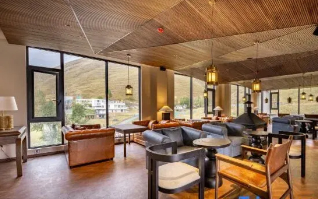 Ozz·nice5·Time Absolution Resort Hotel (Kangding Xinduqiao Branch)