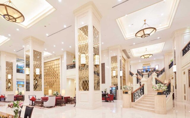 Grande Centre Point Ratchadamri Hotel