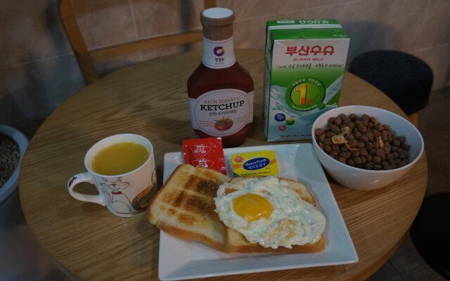 K-POP GUESTHOUSE Seoul Station