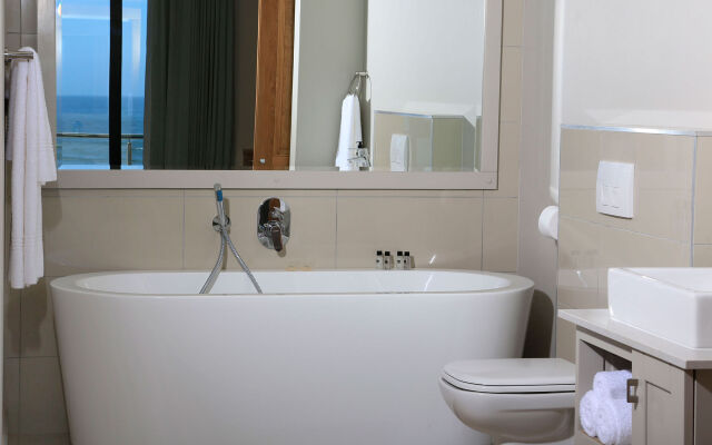 Brenton Haven Beachfront Resort