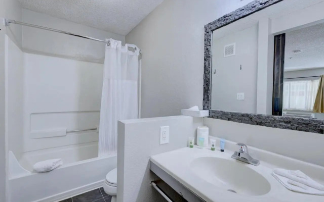 Ramada Palm Springs