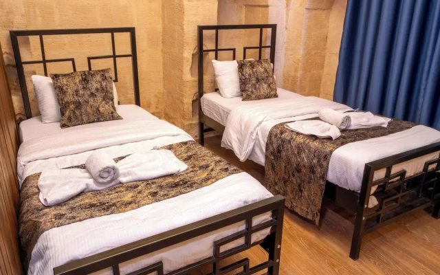 Kadim Otel