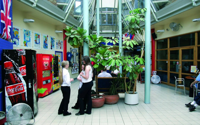 YHA London Thameside - Hostel