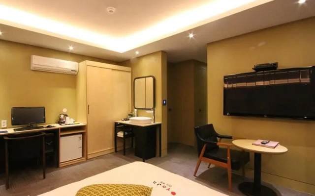 Hotel Yaja Guseo Station
