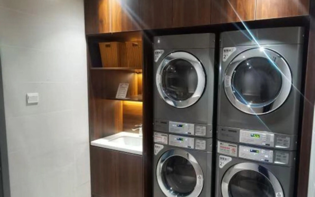 Homeinn Selected Hotel (Longkou Huanhai Middle Road Government Square)