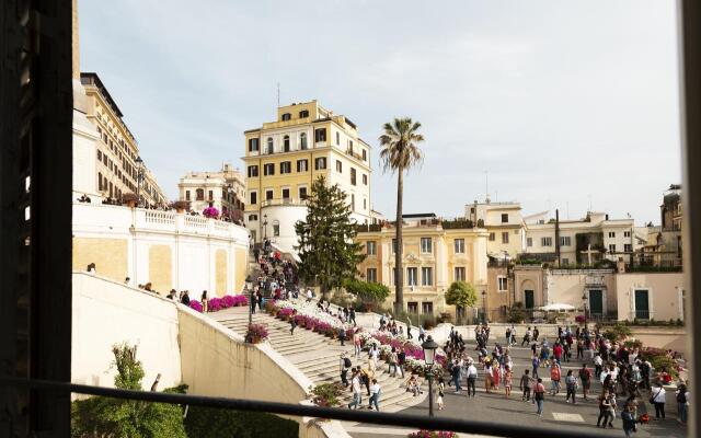 Piazza Di Spagna View