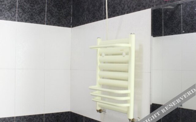 Yuese Holiday Hotel