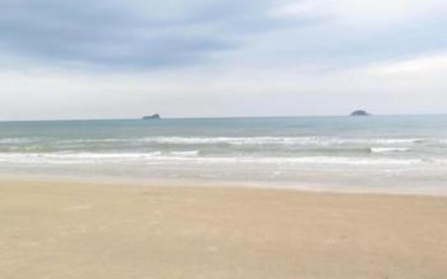 Chelona Huahin Condo Garden View by Dome