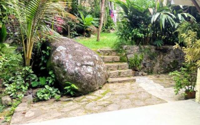 Chalé da cachoeira - Ilhabela