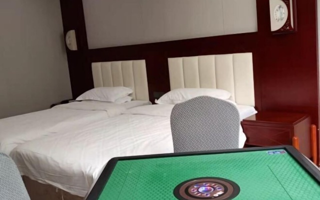 Yarui Holiday Garden Hotel – Guest Rooms – Suizhou