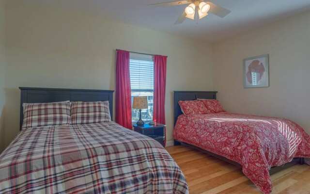 Sol Mate East by Meyer Vacation Rentals