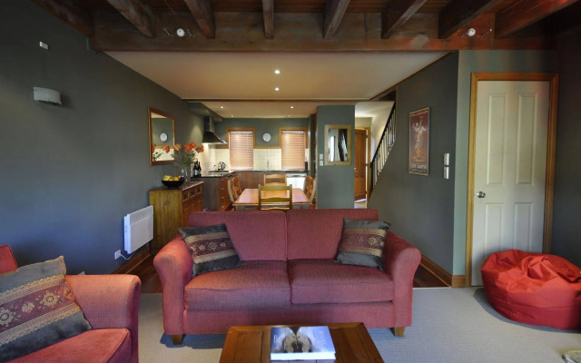 Luxury on Lansdown