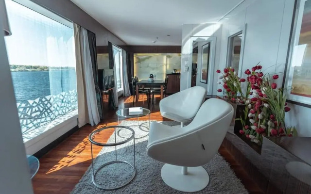 Le Fayan Nile Cruise - Till 17-9 Sat From Luxor for 4&7 Nights Wed From Aswan for 3&7 Nights - 18-9 to 20-11 Thu from Luxor for 4&7 Nights Mon From Aswan for 3&7 Nights - 22-12 Mon from Luxor for 4&7 Nights Fri From Aswan