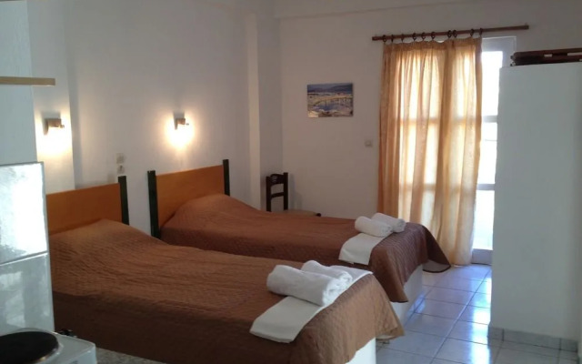 Kostas Rooms & Apartments