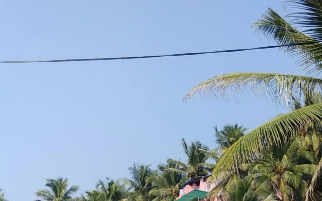 Goroomgo Om Ganesh Naik Cliff Side Guest House Goa