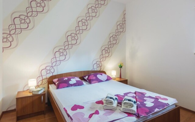 Nice Home in Medulin With Wifi and 3 Bedrooms
