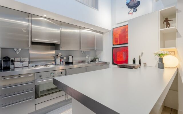 2 Bedroom Home in Hackney With Roof Terrace