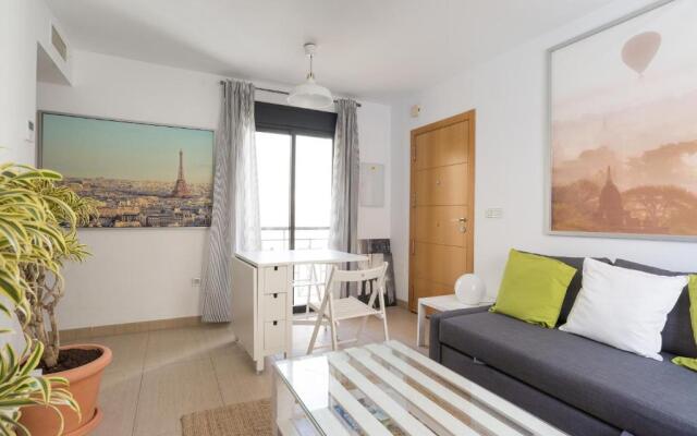 MA1B-Apt Next To City Center, 2 Chillout Areas-Palms