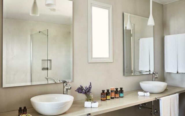 Yria Boutique Hotel & Spa