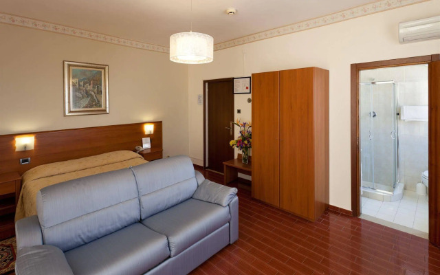 Parking Hotel Giardino
