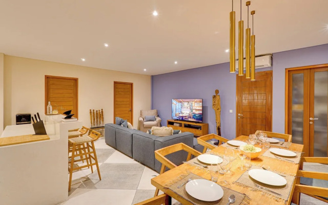 Stylish Canggu Apartment near Berawa Beach