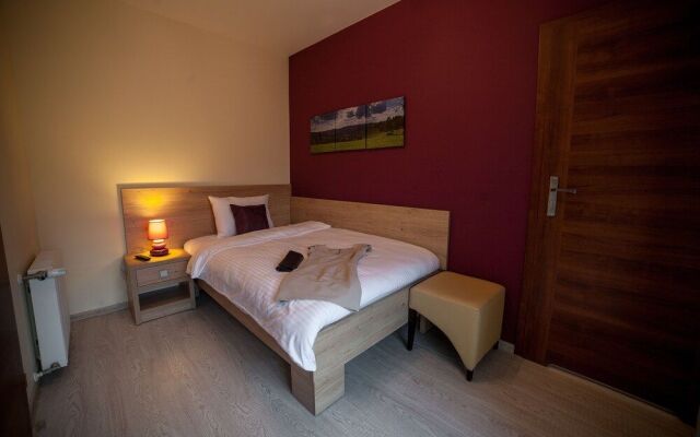 Rezydencja Pod Ochorowiczówka B&B