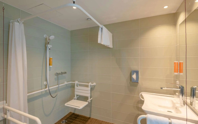 Super 8 by Wyndham Dresden