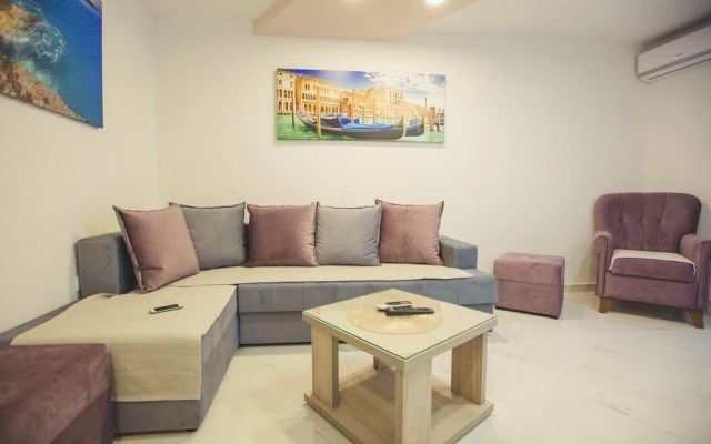 Nino Superior, One Bedroom Apartment With Terrace No.2