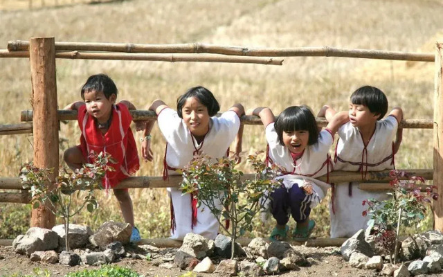 Karen Hill Tribe Lodge