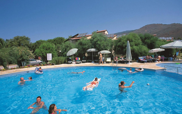 Dogan Paradise Beach