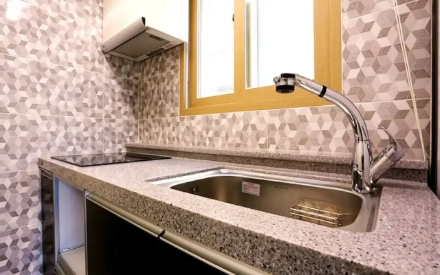 Tongyeong Cobalt Blue Pension