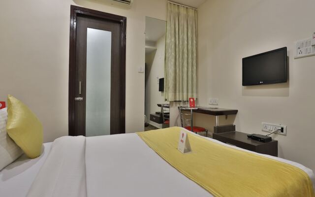 OYO 6949 New Rajdhani Hotel