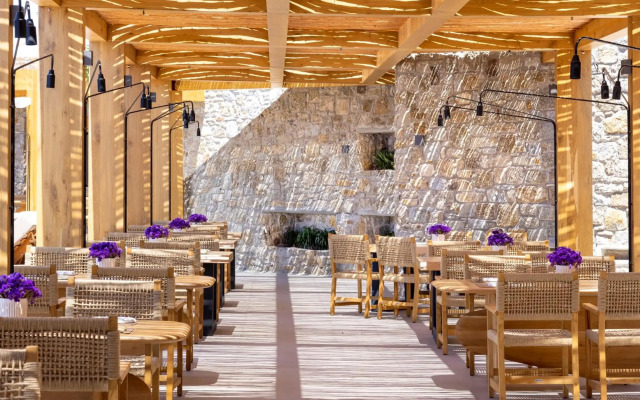 Tropicana Hotel , Suites & Villas Mykonos
