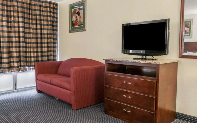 Quality Inn & Suites