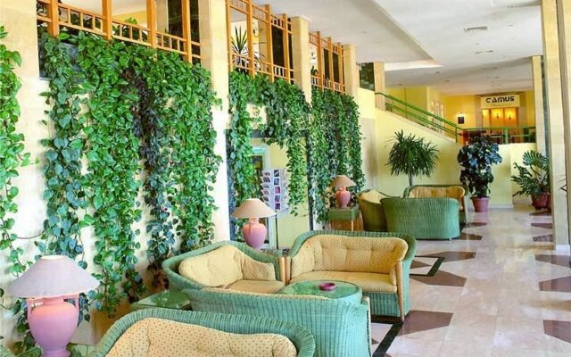 Sea Garden Hotel