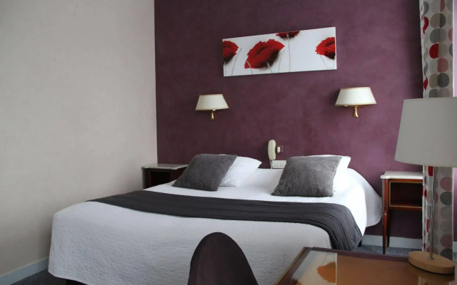 Brit Hotel Le Cygne