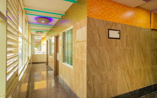 Hotel Dwaraka By OYO Rooms