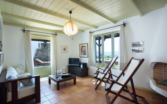 Mykopetra Villas