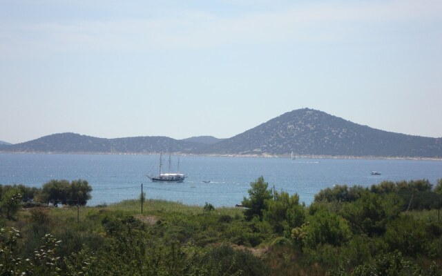 Adria Sun Apartments & More