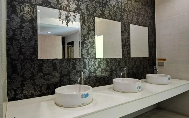Suklutai Hotel & Serviced Apartment