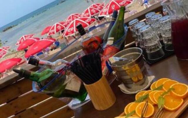 Colony Beach Bat Yam Apartments