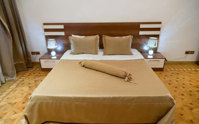 La Villa Hotel