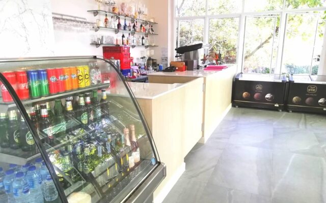 The Sea - Cret Hua Hin