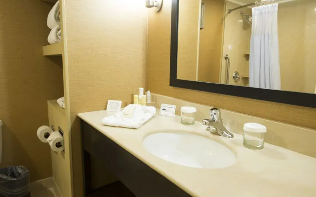 Crowne Plaza Philadelphia Bucks County