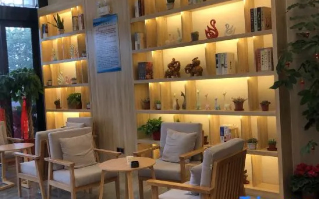 Qingmu Select Hotel (Jintan No.4 Middle School Yaoban Branch)