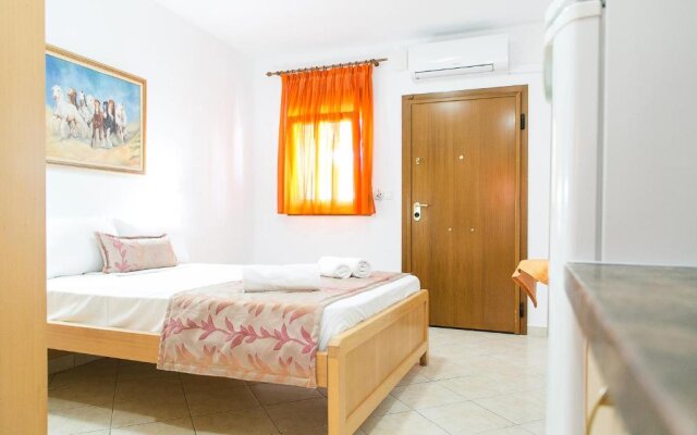 Alexandros Hotel Apartments