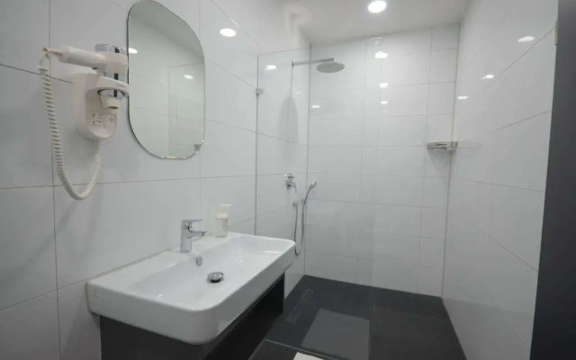 N9 Hotels