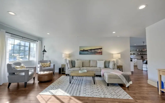 Immaculate 3 BDR in Oceanside Private Pool & Spa