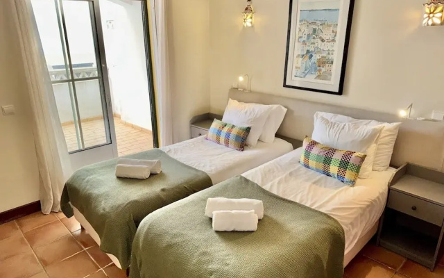 Charming Apartment Near Atlantic Ocean